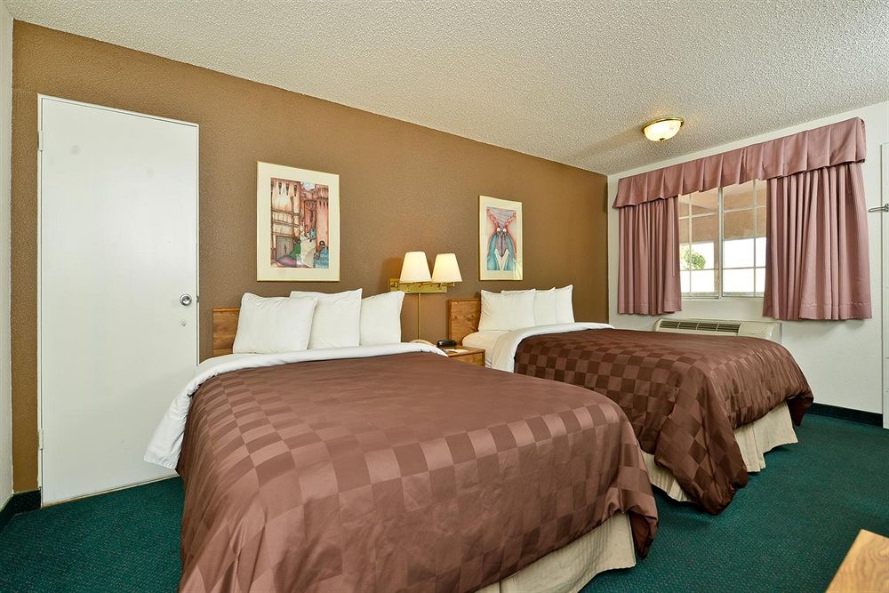 Americas Best Value Inn Yuma - photo 10