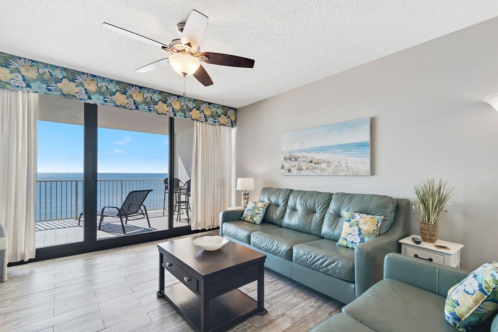 Windward Pointe 804 Sleeps 10 Beachfront Resort Amenities - photo 2