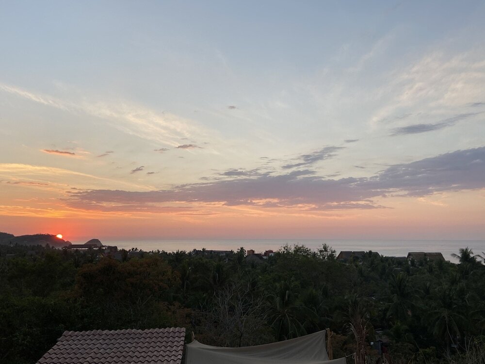 Mixtli Ecohouse in San Pedro Pochutla, Mexico