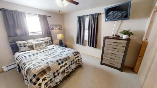 Karlin`s_ranch_house - photo 19