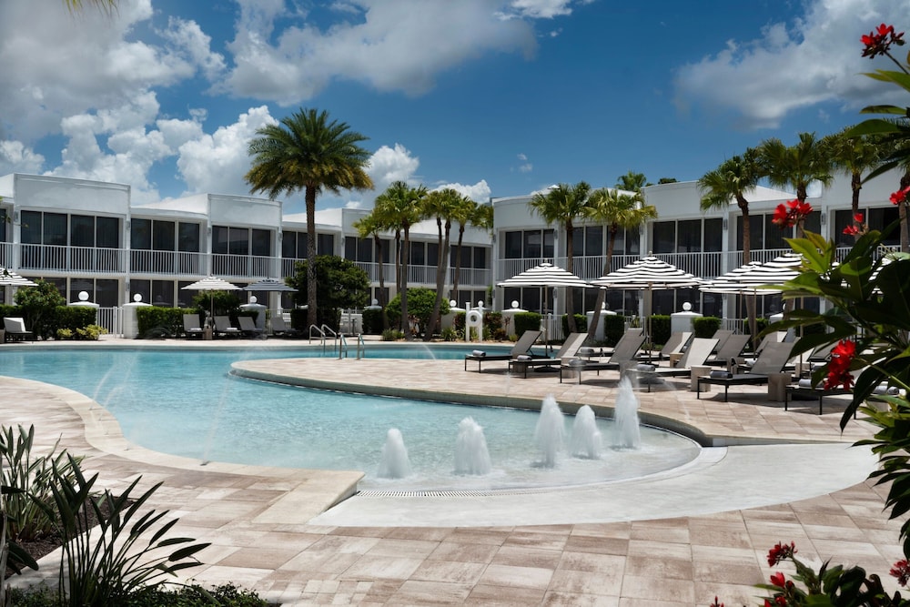 Renaissance Orlando Resort Disney Springs Area — 4-Star Luxury Hotel in Lake Buena Vista, United States