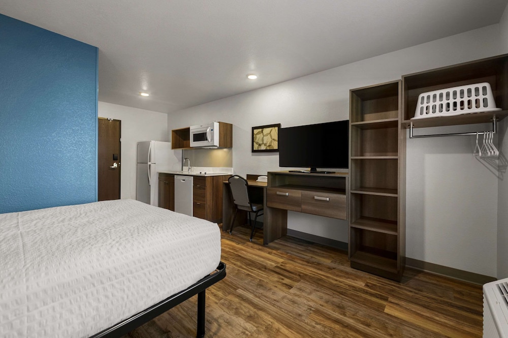 Woodspring Suites Yorktown Newport News - photo 18