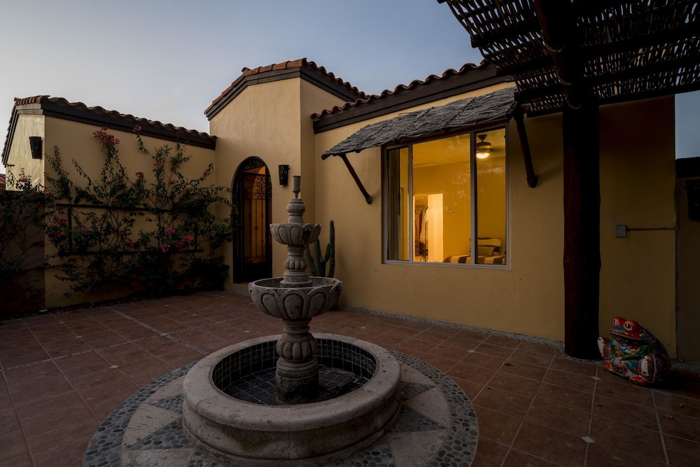 Paraiso Del Mar Resort V112 1 Bed by Casago in La Paz, Mexico