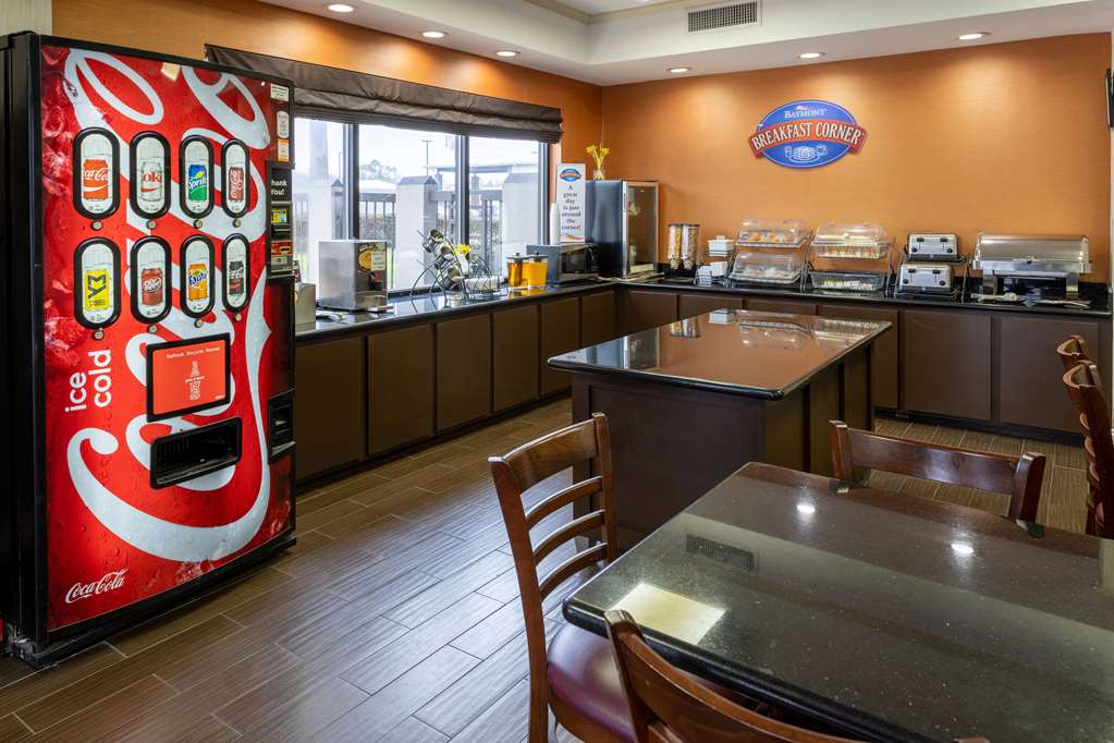 Baymont by Wyndham Saraland - photo 39