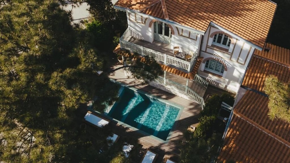 Hôtel Hemen - carbon neutral hotel in Unknown City