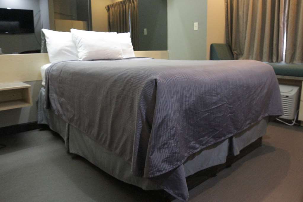 Americas Best Value Inn & Suites Jackson TN - photo 10