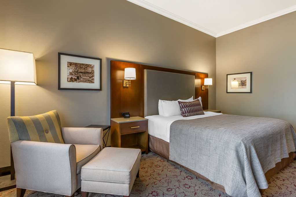 Best Western Premier Helena Great Northern Hotel - photo 25