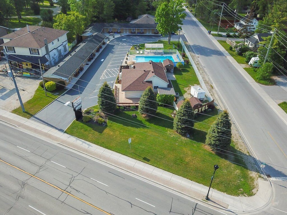 Beach Club by Beach1 Motel in Wasaga Beach, Canada