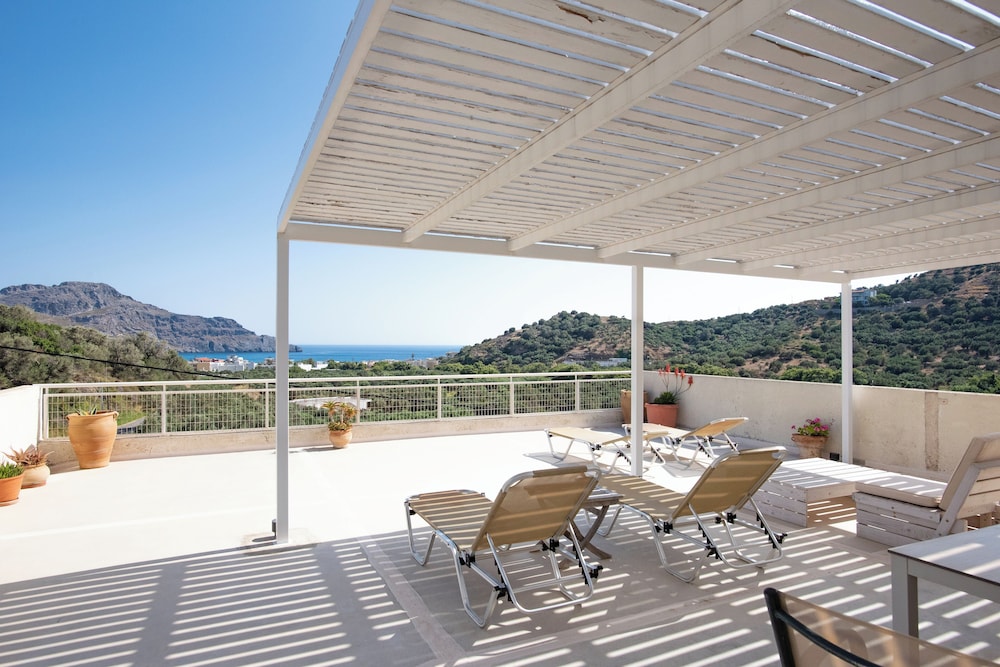 Antonis Apts Physio Fitness Retreats — 4-Star Luxury Hotel in Agios Vasileios, Greece
