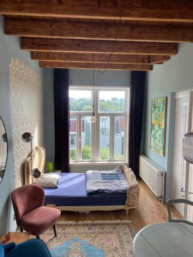 Het huis met de Barbies in Arnhem, Netherlands