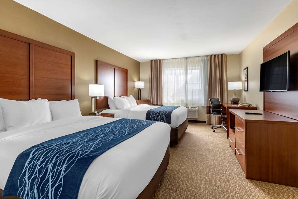 Comfort Inn & Suites Texas Hill Country - photo 13