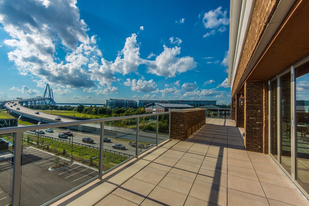Staybridge Suites Charleston Mount Pleasant by IHG - photo 36