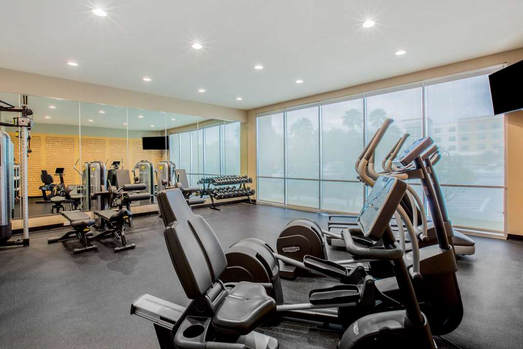 La Quinta Inn & Suites by Wyndham McAllen Convention Center - photo 9