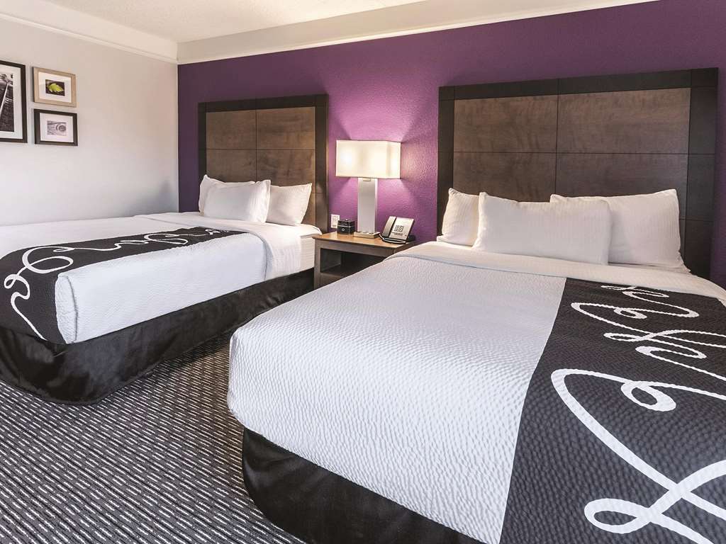 La Quinta Inn & Suites by Wyndham Grand Junction - photo 12