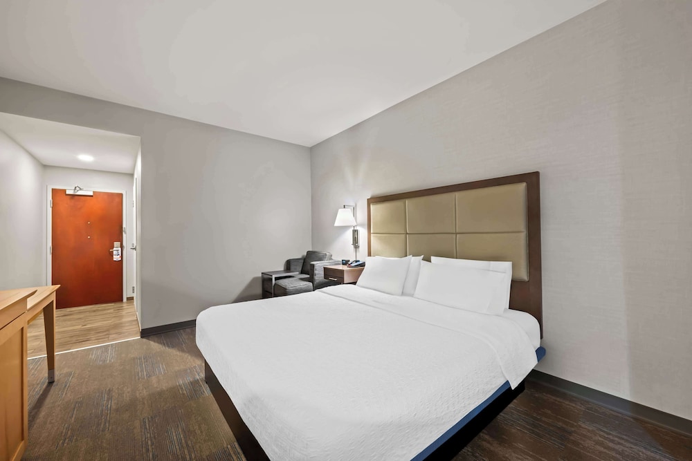Hampton Inn & Suites Wilson I 95 - photo 7