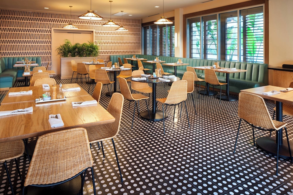 The Laylow Waikiki Autograph Collection - photo 64