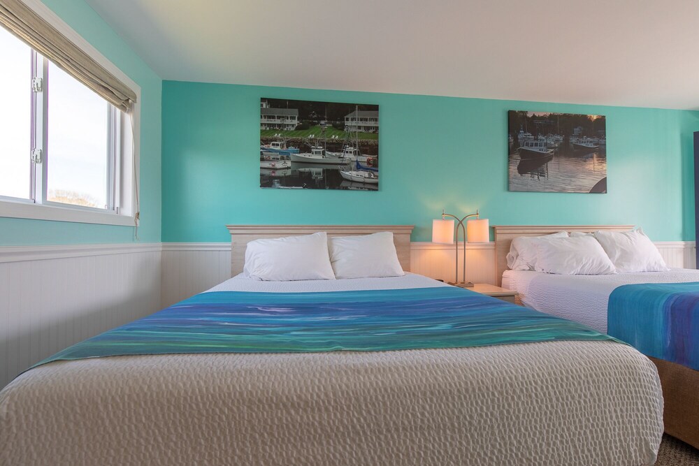 Footbridge Beach Motel - photo 43