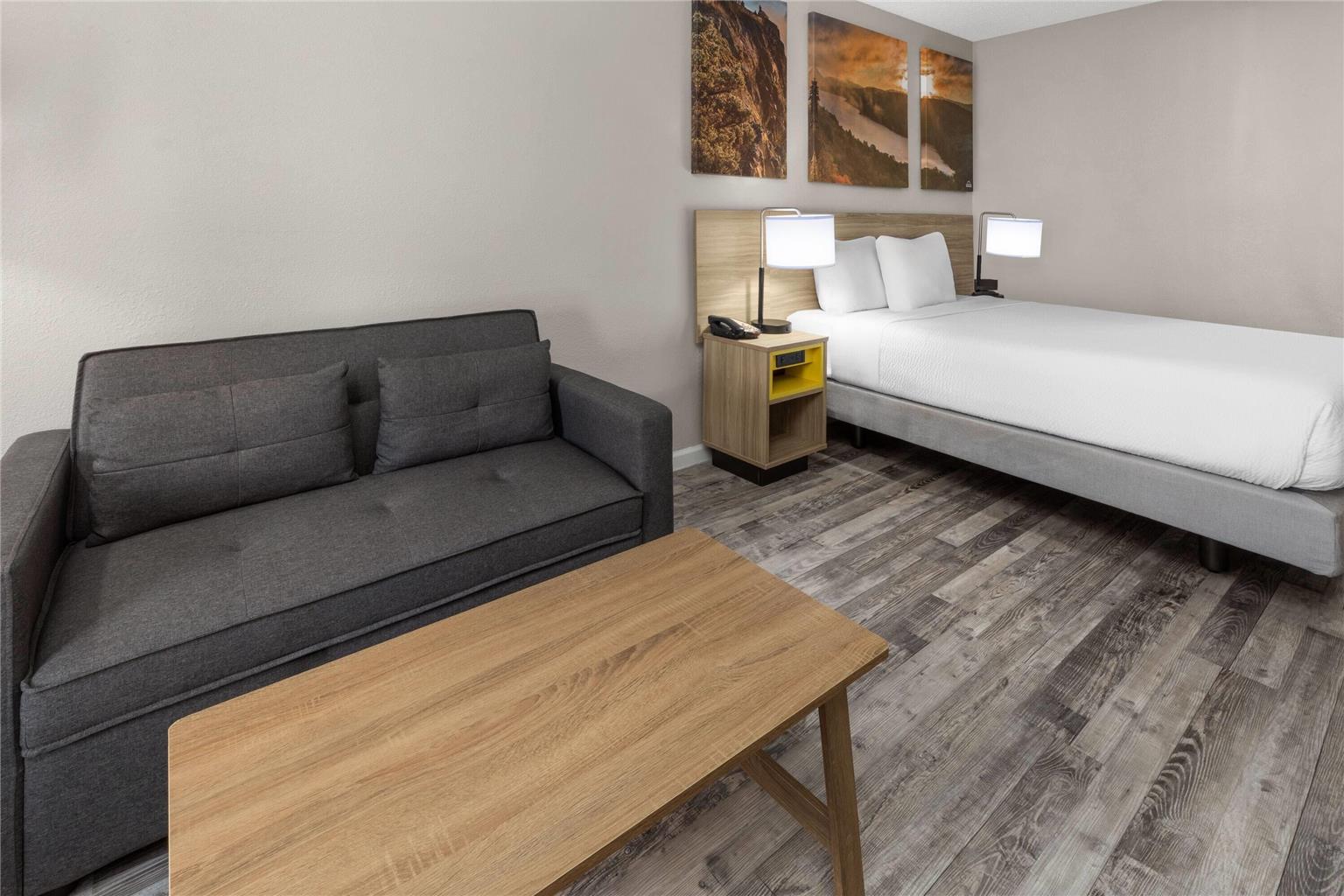 Days Inn by Wyndham Branson Ozarks - photo 9