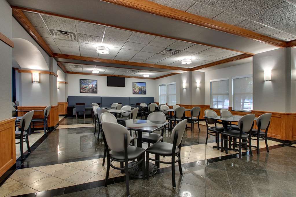 Drury Inn & Suites San Antonio Northwest Medical Center - photo 12