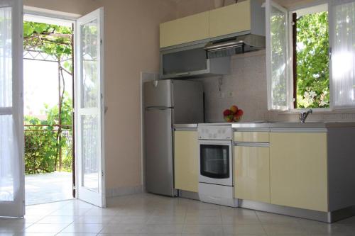 Heliodor With Parking A1 in Okrug Gornji, Croatia