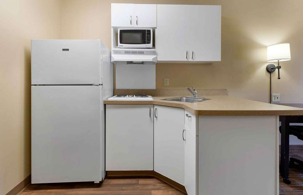 Extended Stay America Suites Washington DC Herndon Dulles - photo 23