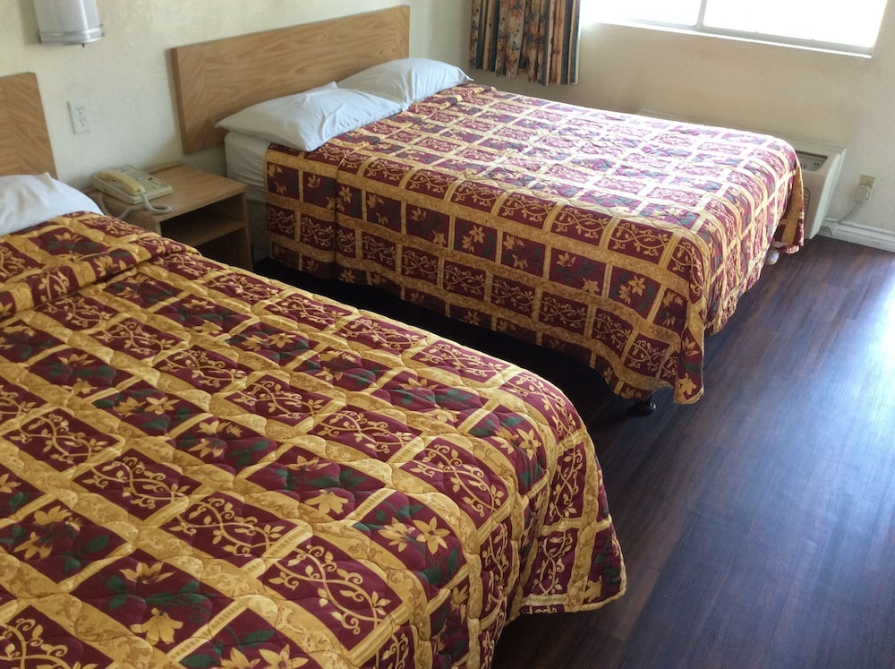 American Inn Ontario - photo 4