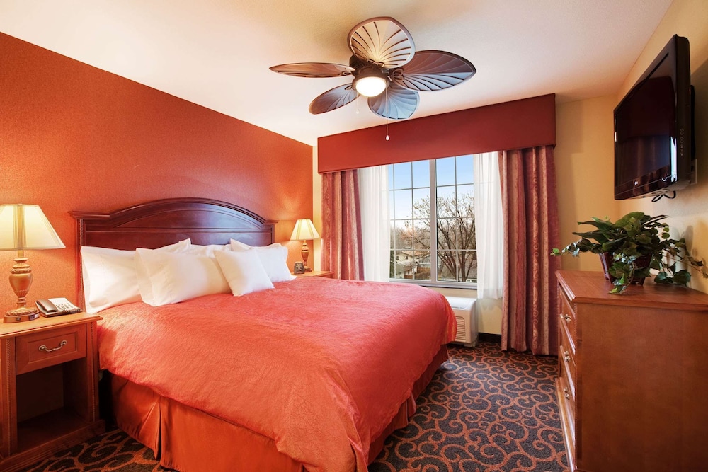 Homewood Suites by Hilton St. Cloud - photo 9