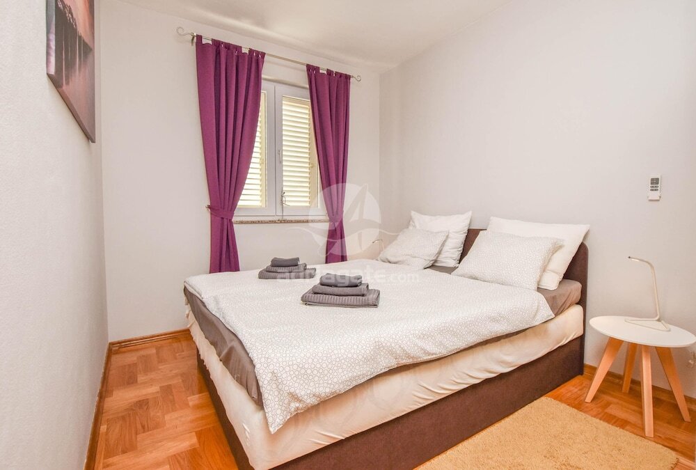 Apartments Antonela — 5-Star Luxury Hotel in Biograd Na Moru, Croatia