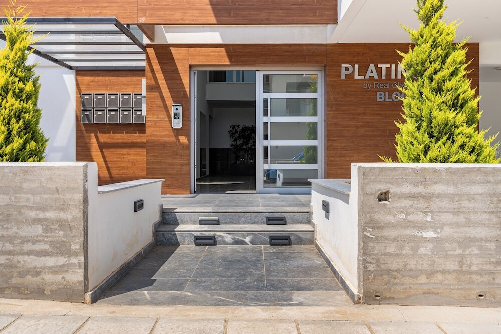 Yamas Urban Living Platinum 77 Apartments — 4-Star Luxury Hotel in Limassol, Cyprus