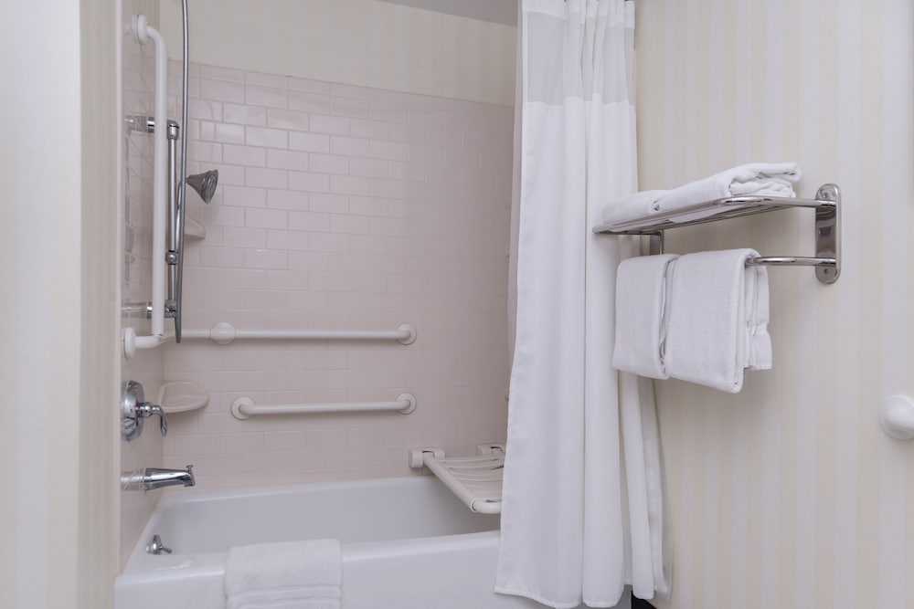 Fairfield Inn & Suites by Marriott San Antonio NE Schertz - photo 37
