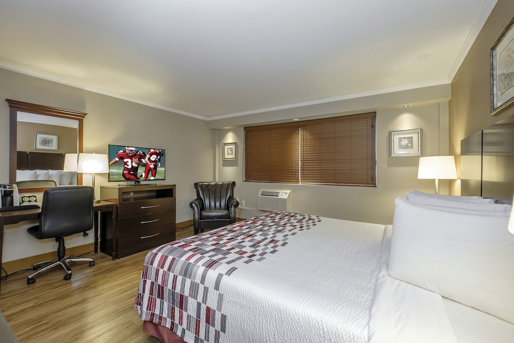 Red Roof Inn & Suites Herkimer - photo 19