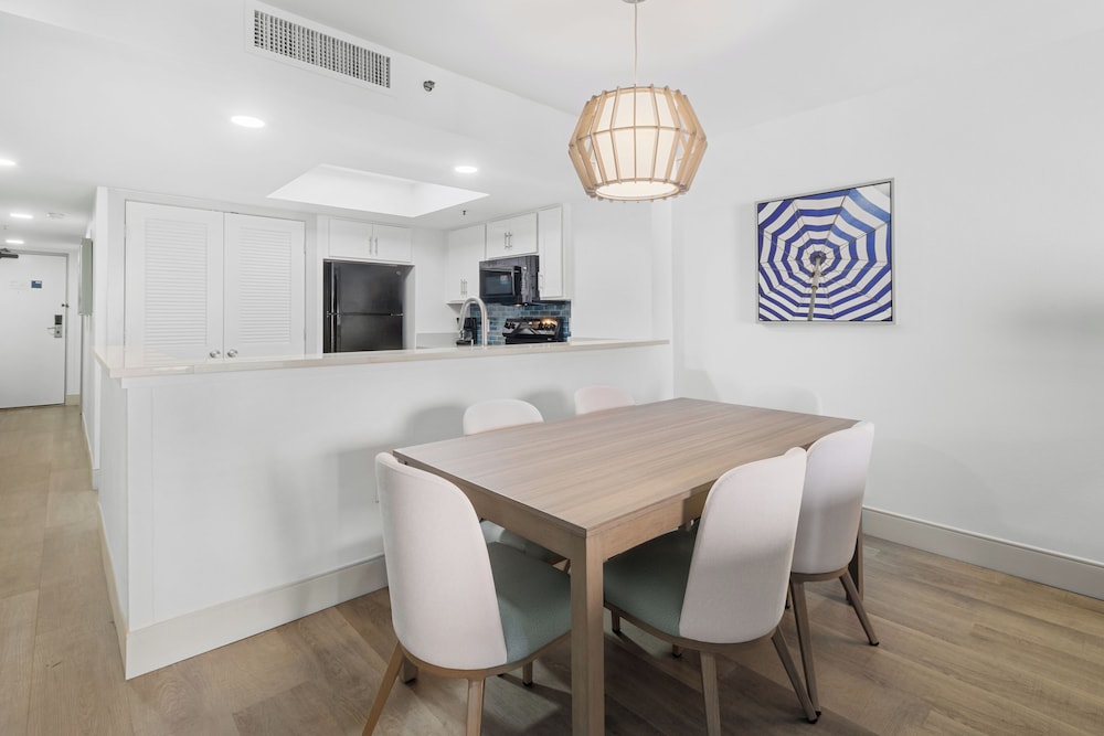 Compass Cove Resort - photo 153