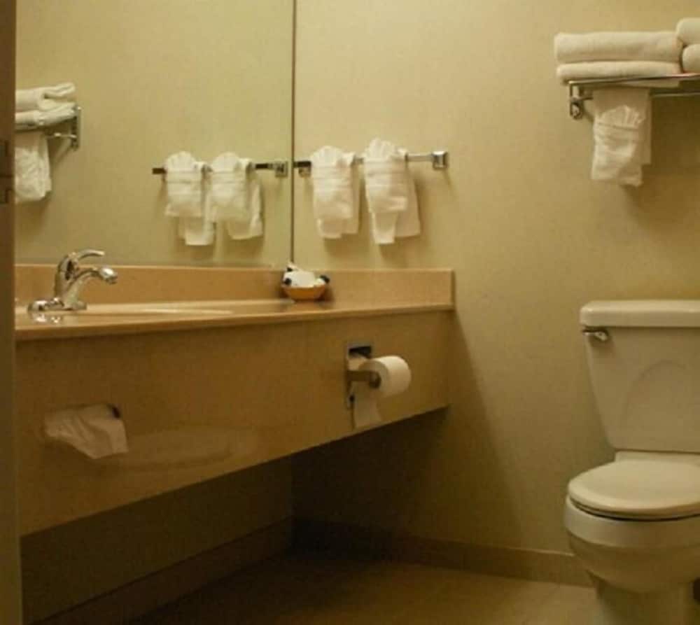 White River Inn - photo 6