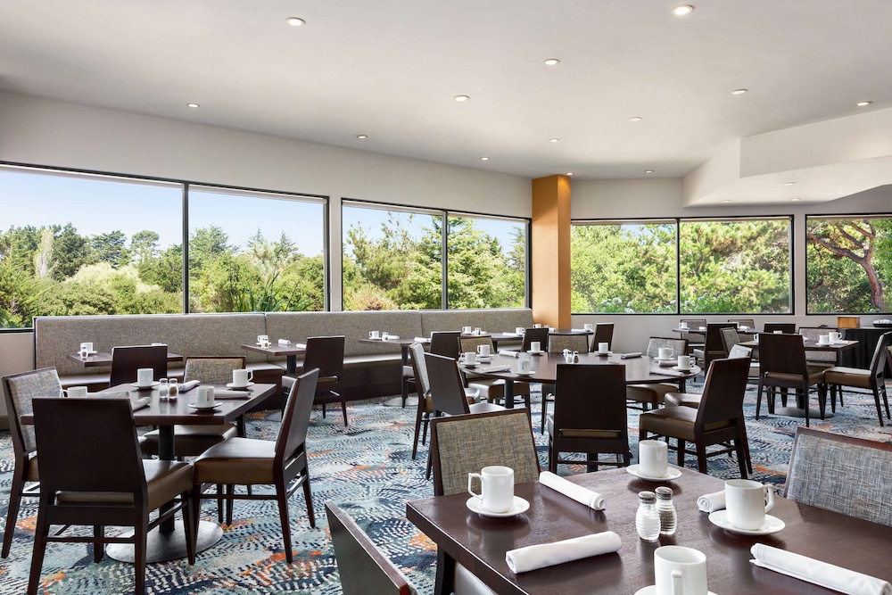 Hilton Garden Inn Monterey - photo 58