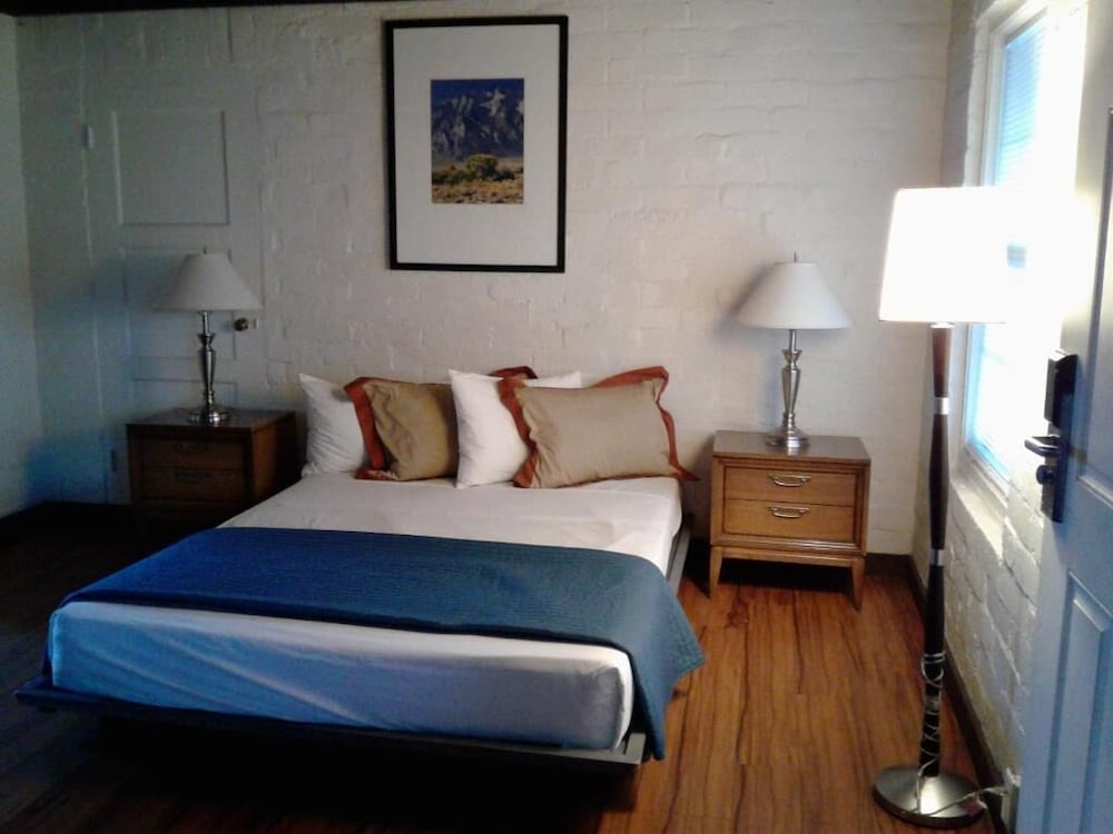 Sterling Gardens Hotel - photo 11