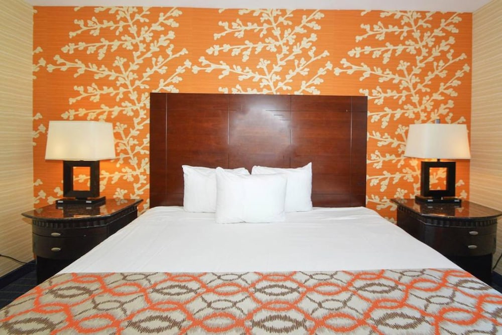 Corona Hotel - photo 5