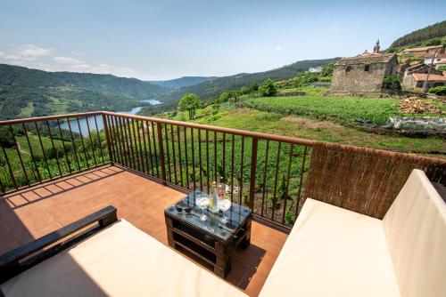 Casa Visita Ribeira Sacra — 4-Star Luxury Hotel in Chantada, Spain
