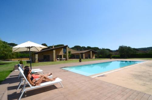 Villa Villa Esclanya — 4-Star Luxury Hotel in Begur, Spain