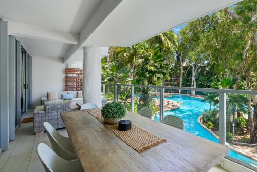 Kai Lani at Drift Resort Beachfront Stay with Pool in Palm Cove, Australia