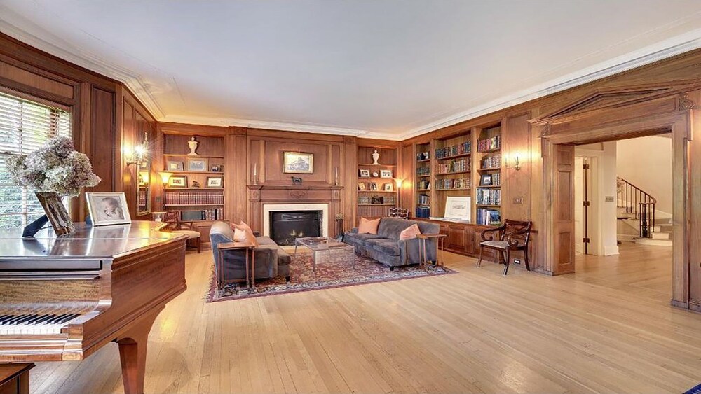Luxury Historic Mansion Events — 4-Star Luxury Hotel in Minneapolis, United States