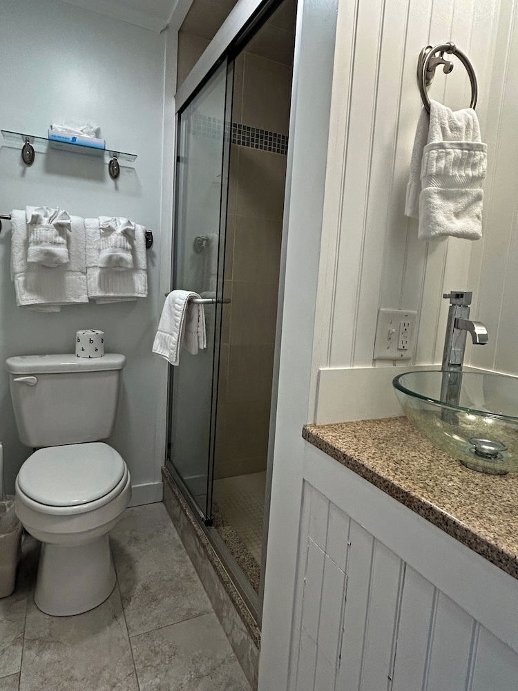 The Island Inn on Martha's Vineyard - photo 162