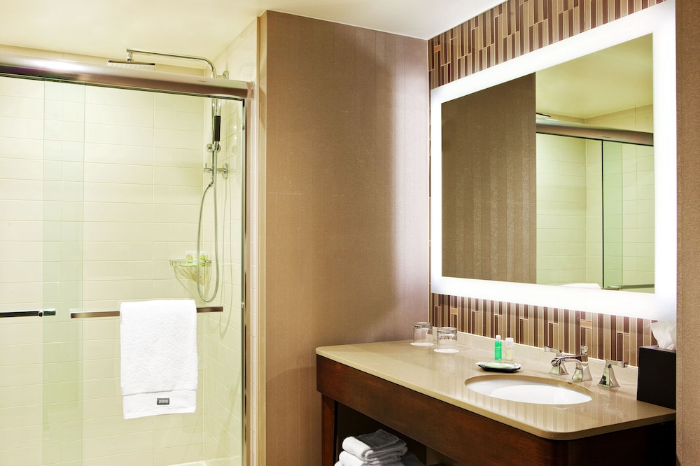 The Westin Portland Harborview - photo 3