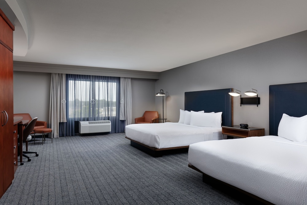 Courtyard by Marriott Wichita At Old Town - photo 8