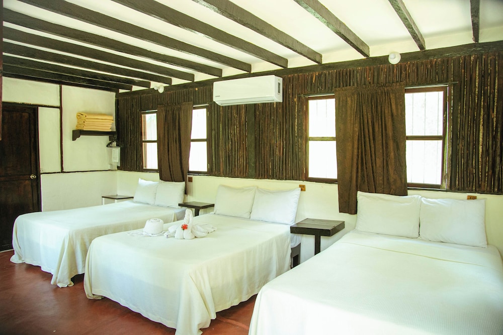 Kin Balam Cabanas