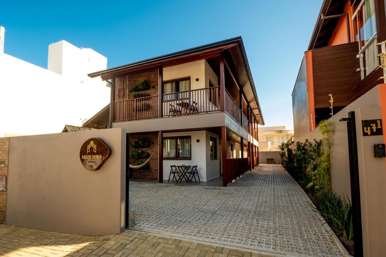Banzai Brava Suites in Itajai, Brasil