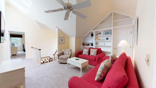 3 Midstream - photo 21