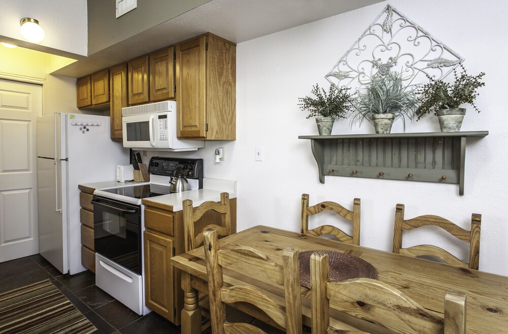 PowderWood by All Seasons Resort Lodging - photo 17
