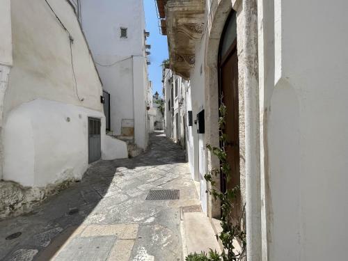 Suite Sami Charming Home — 4-Star Luxury Hotel in Ostuni, Italy