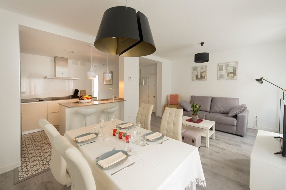 Apartamento Turístico la Concordia — 4-Star Luxury Hotel in Guadalajara, Spain