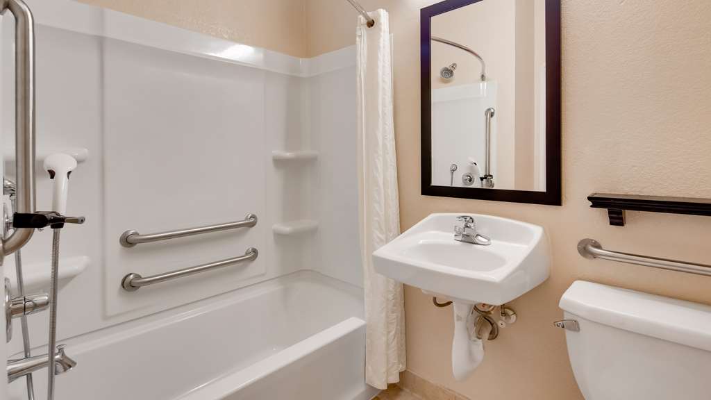 Best Western Plus Gateway Inn & Suites - photo 24